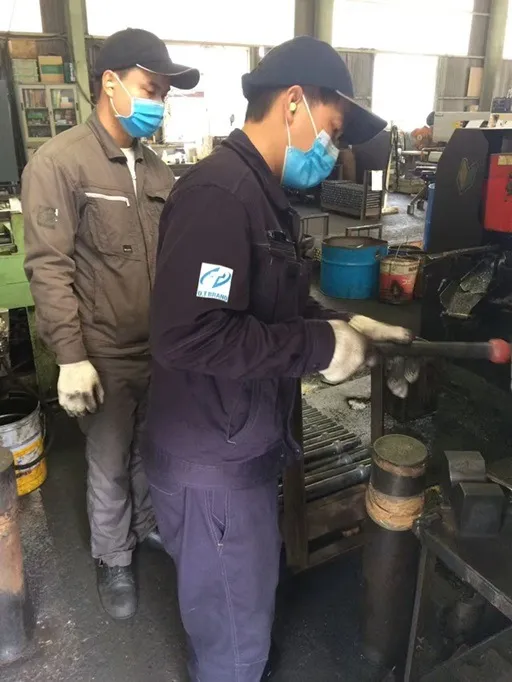 17 オサカダツール　様